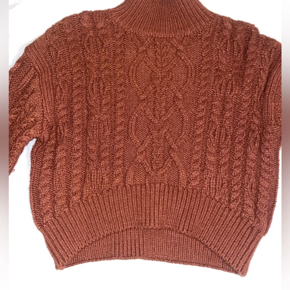 Sweater - Picture 3 of 5